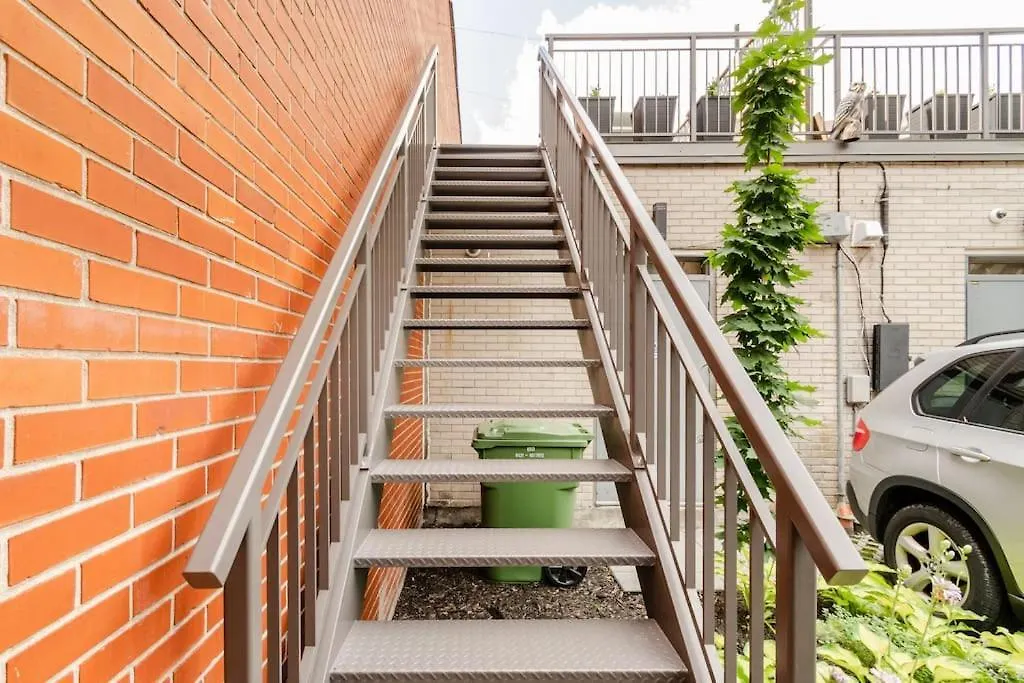 Plaza10 - 20 Restaurants At Under A 10 Minute Walk Apartment Montreal