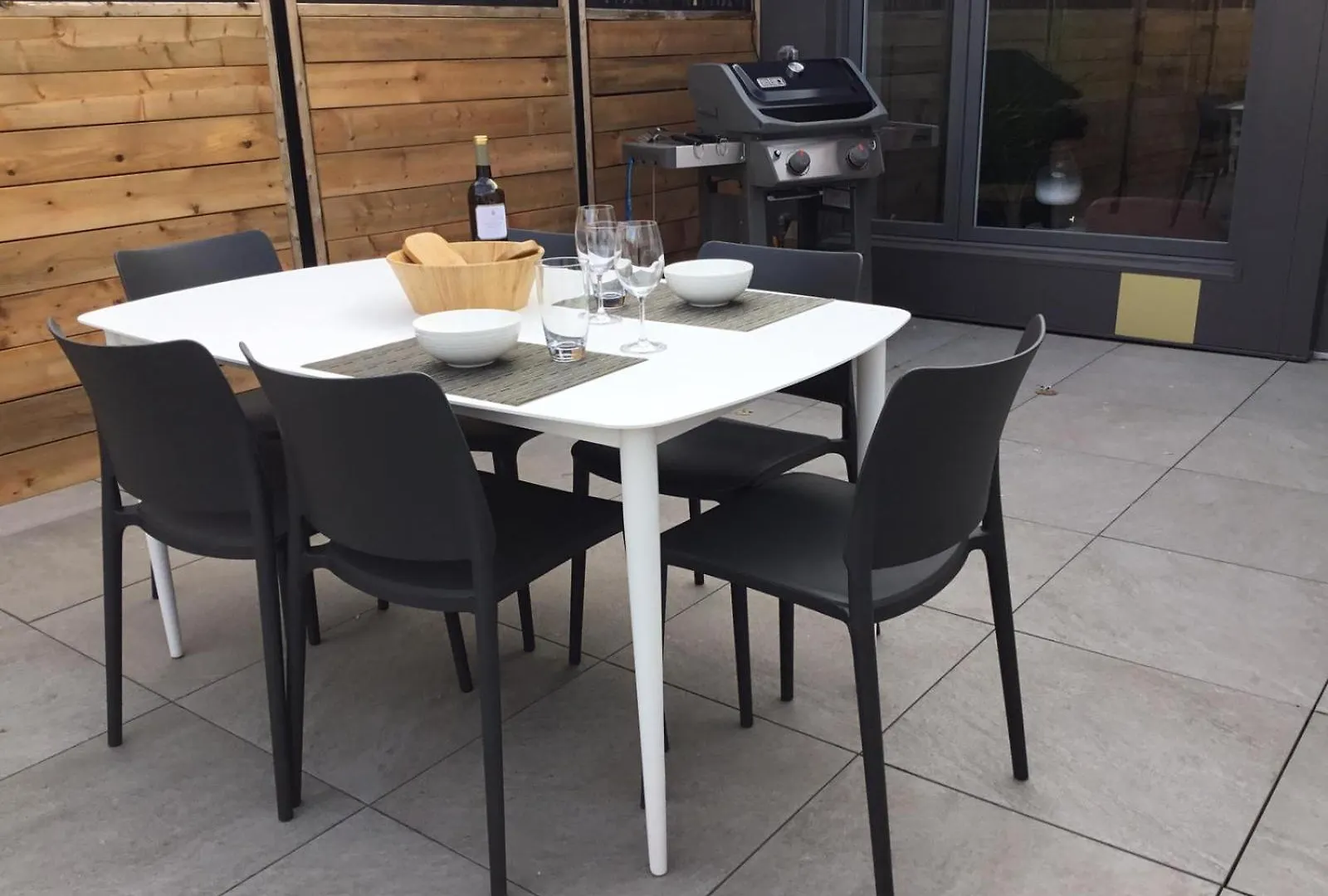 Plaza10 - 20 Restaurants At Under A 10 Minute Walk Apartment Montreal Canada